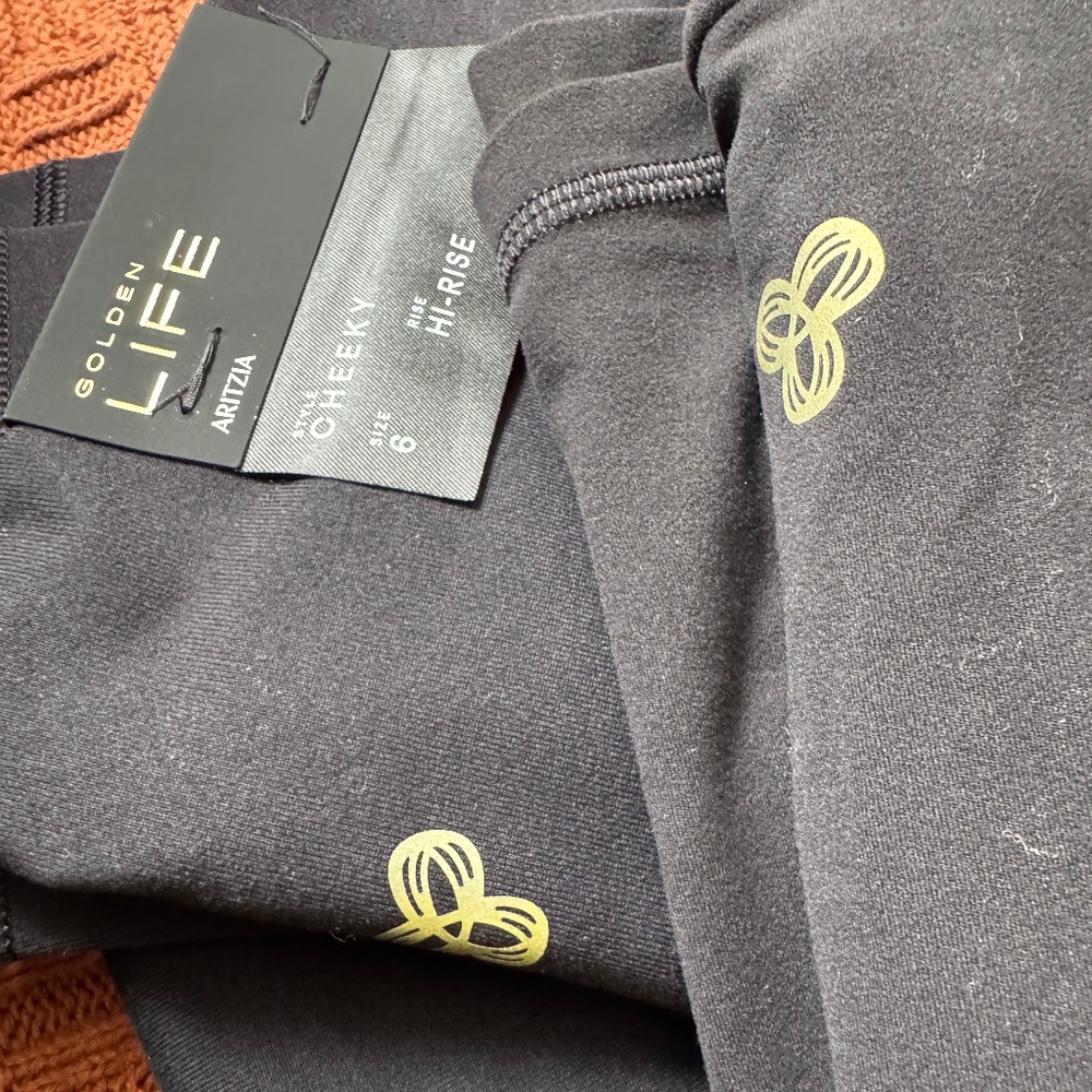 Aritzia Golden LIFE New Cheeky Hi-Rise Legging